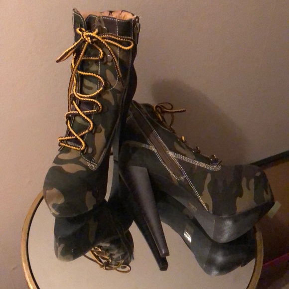 LAST PAIR SZ 6‼️ - Picture 2 of 4